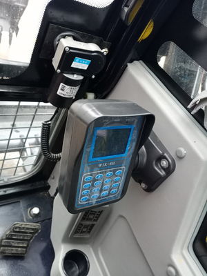 7500kg 기계 무게 미니 발굴기 27Mpa 수압 시스템 압력